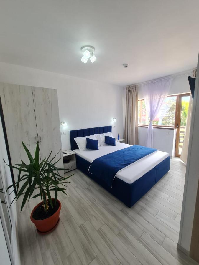 Yuka Hotell Vama Veche Exteriör bild