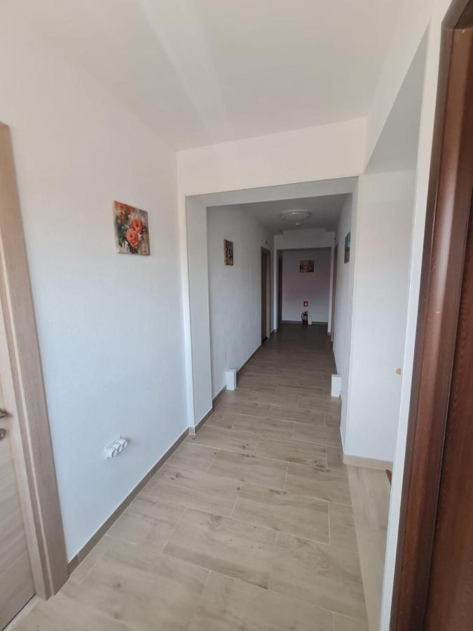 Yuka Hotell Vama Veche Exteriör bild