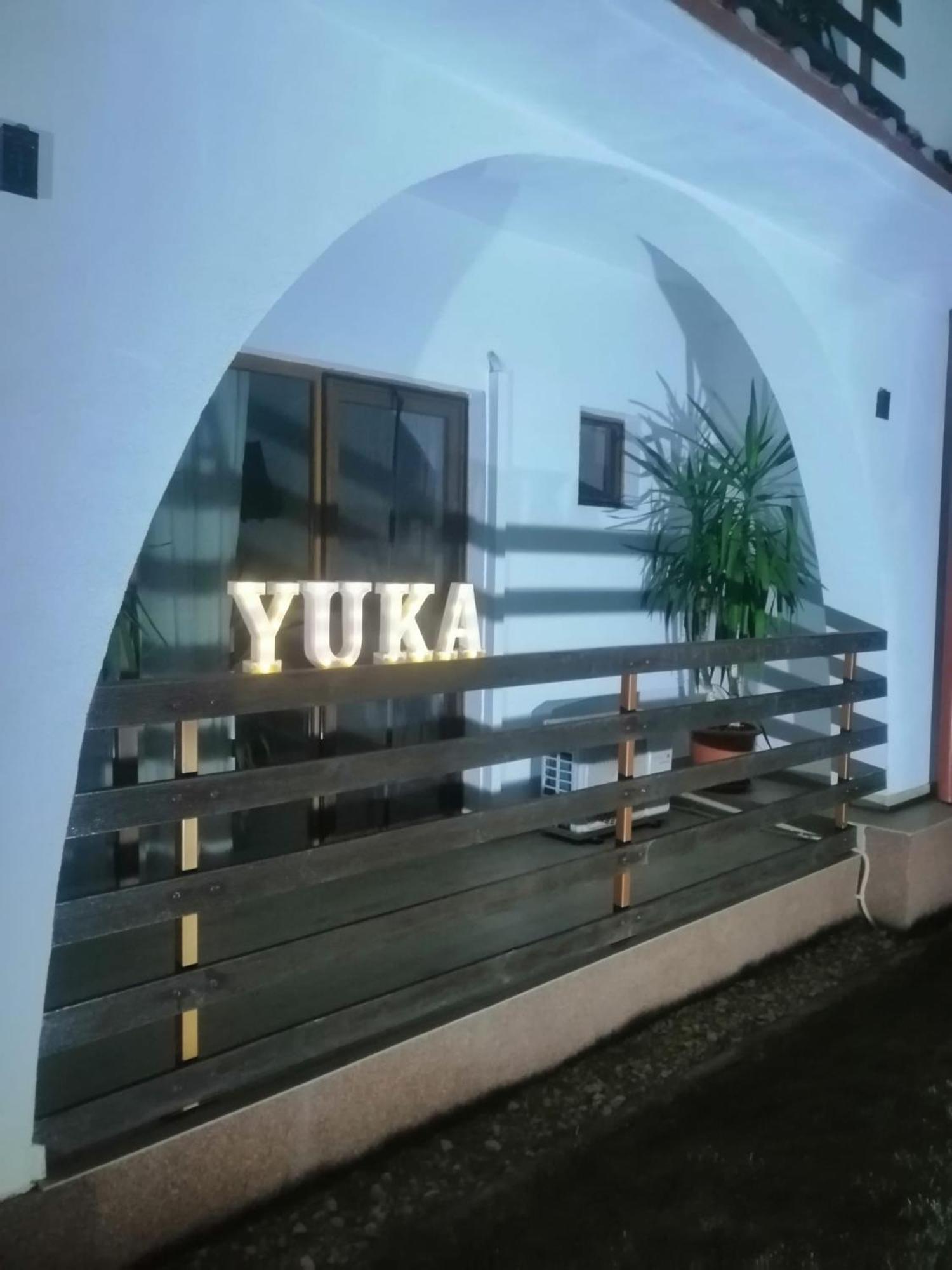 Yuka Hotell Vama Veche Exteriör bild