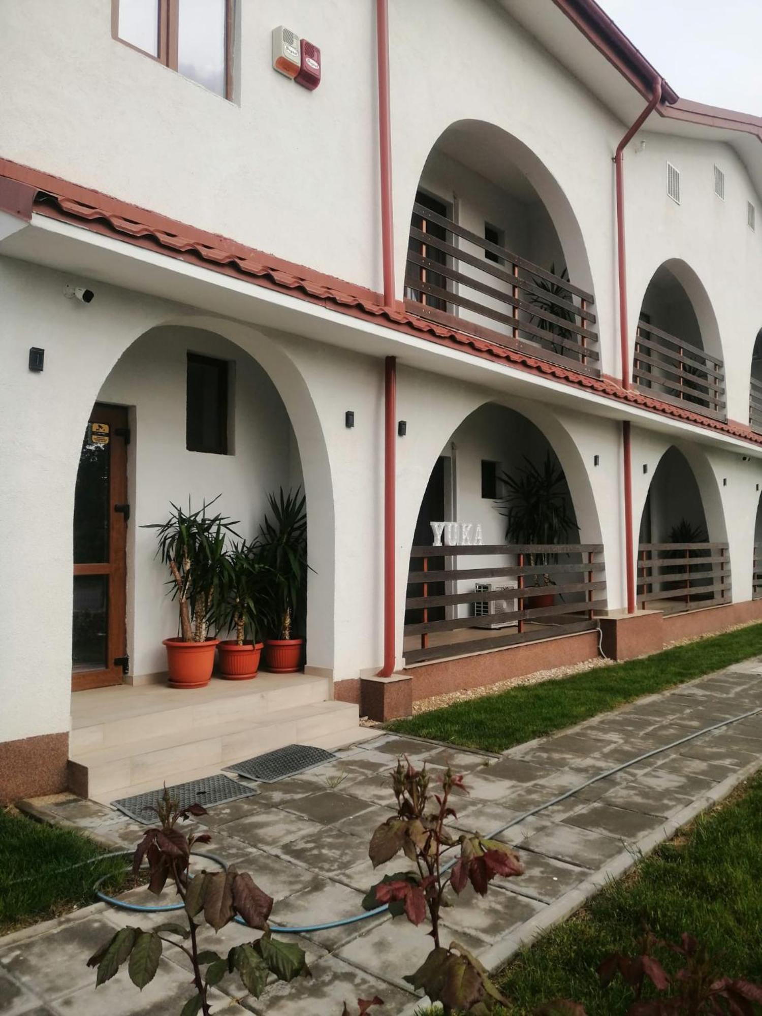 Yuka Hotell Vama Veche Exteriör bild