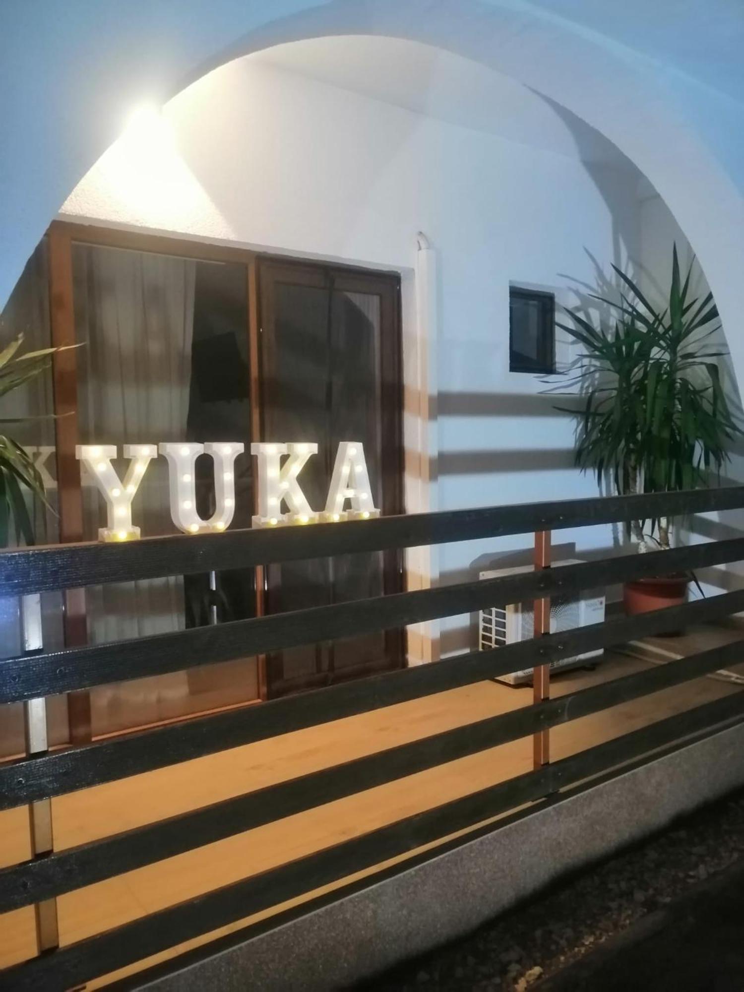 Yuka Hotell Vama Veche Exteriör bild