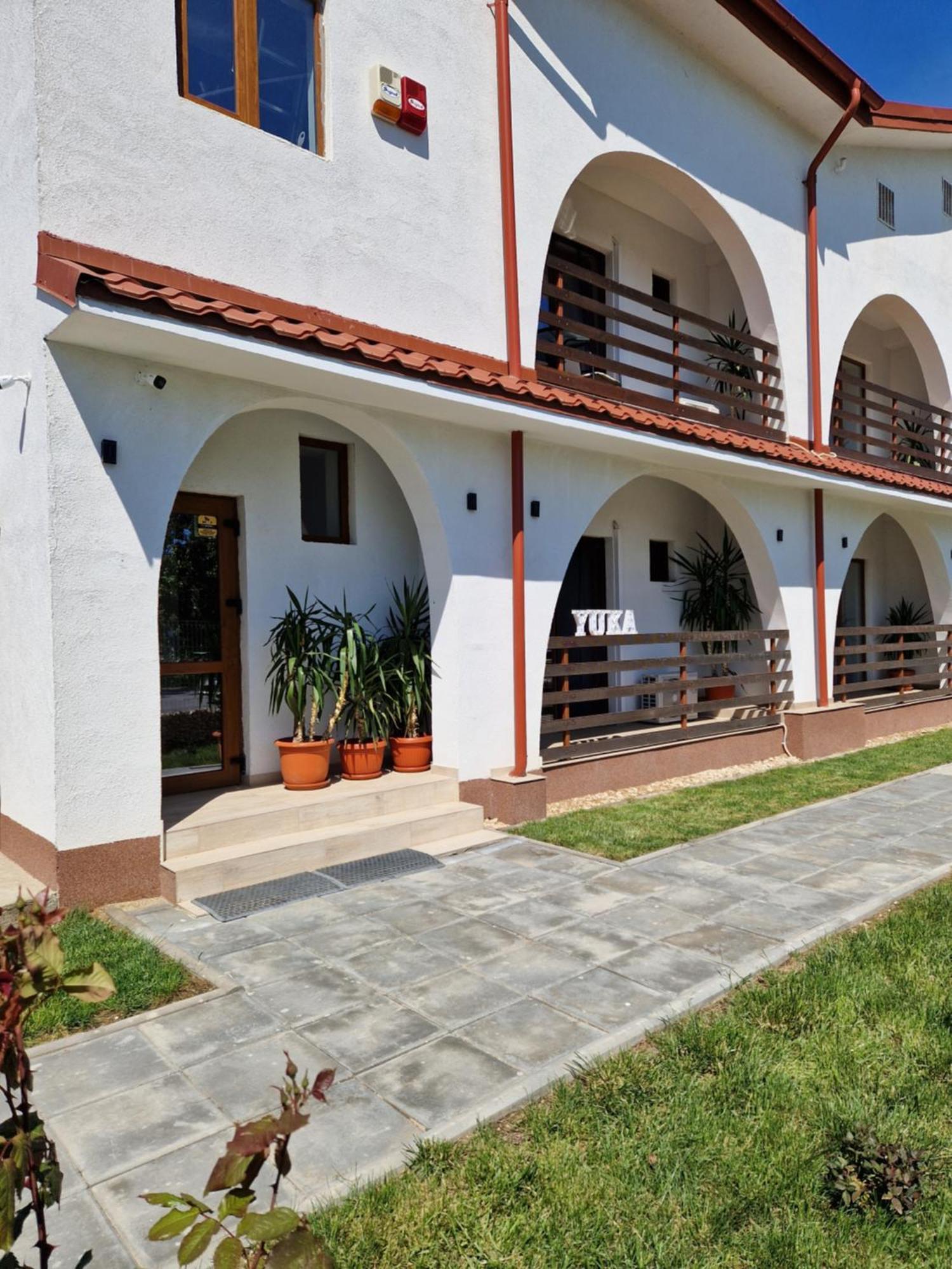 Yuka Hotell Vama Veche Exteriör bild